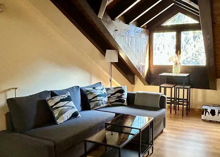 Mirador Al Pirineo Apartment *
